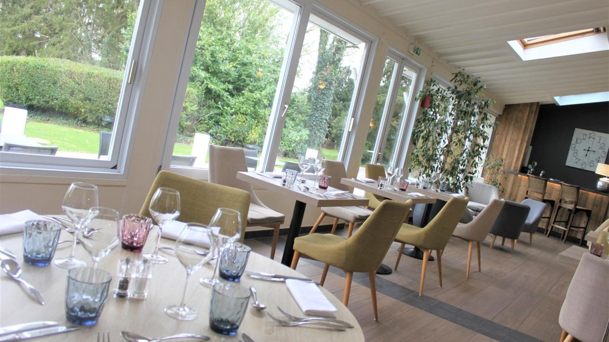 Logis Hotel & Restaurant - Le Manoir De Gavrelle Exterior foto